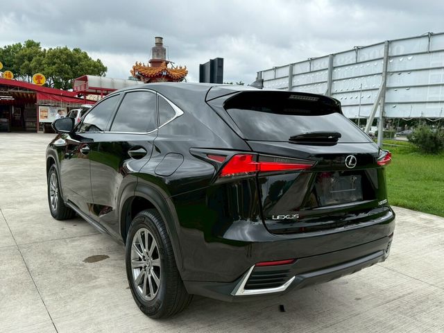 LEXUS凌志 NX200  第4張相片
