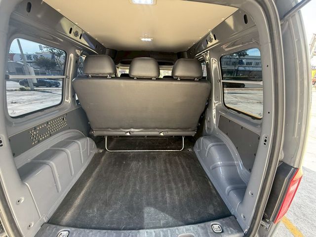 VOLKSWAGEN福斯 CADDY  第7張相片