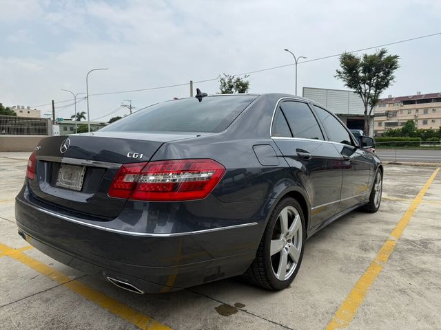 M-BENZ賓士 E200  第3張相片