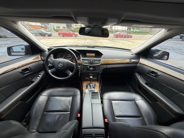 M-BENZ賓士 E200  第5張相片
