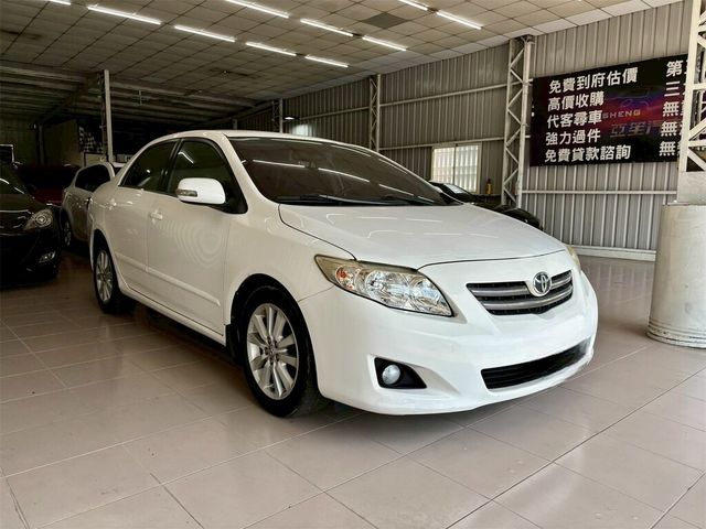 TOYOTA豐田 ALTIS  第1張相片