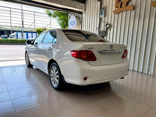 TOYOTA豐田 ALTIS  第7張相片