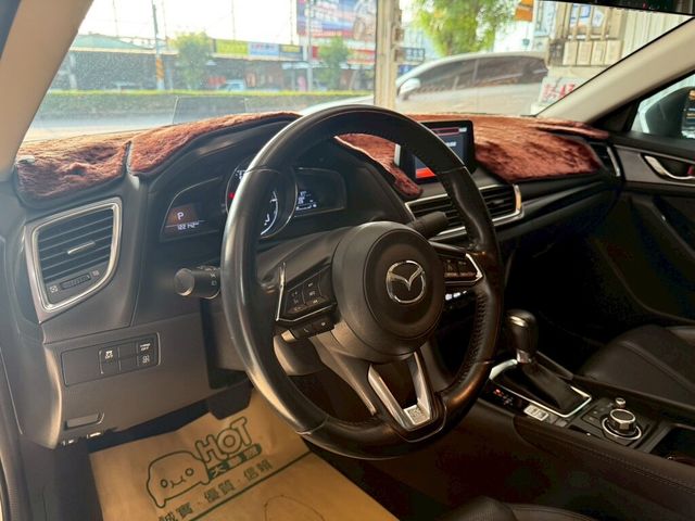 MAZDA馬自達 MAZDA 3  第10張相片