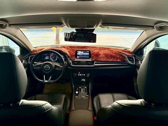 MAZDA馬自達 MAZDA 3  第11張相片