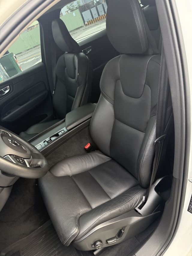 VOLVO富豪 XC60  第9張相片