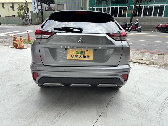 MITSUBISHI三菱 ECLIPSE  第4張相片