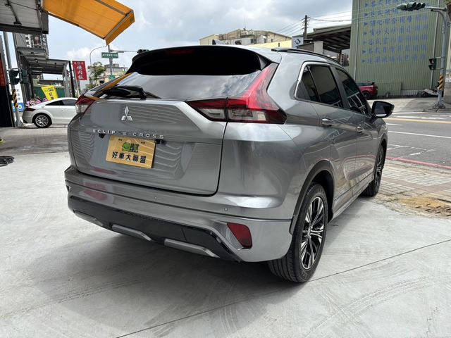 MITSUBISHI三菱 ECLIPSE  第5張相片