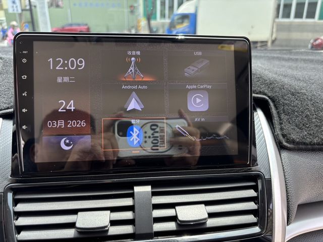 MITSUBISHI三菱 ECLIPSE  第9張相片