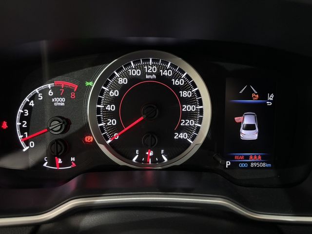 TOYOTA豐田 ALTIS  第7張相片