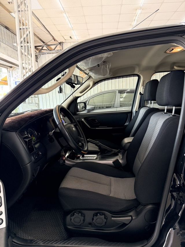 FORD福特 ESCAPE  第8張相片