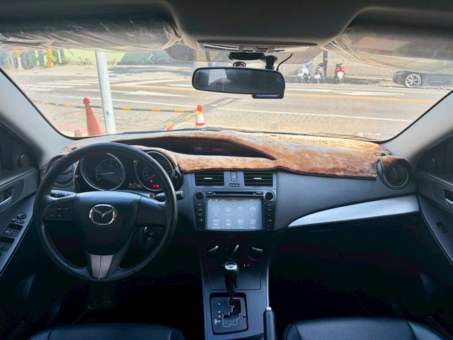 MAZDA馬自達 MAZDA 3  第7張相片