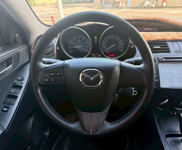 MAZDA馬自達 MAZDA 3  第8張相片