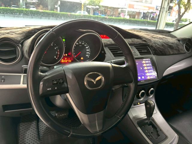 MAZDA馬自達 MAZDA 3  第7張相片
