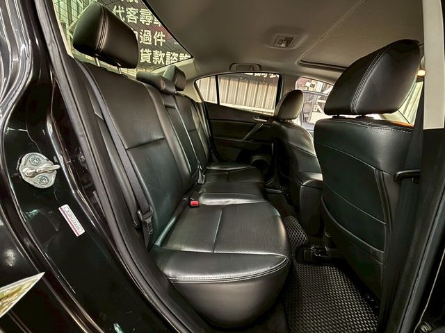 MAZDA馬自達 MAZDA 3  第12張相片
