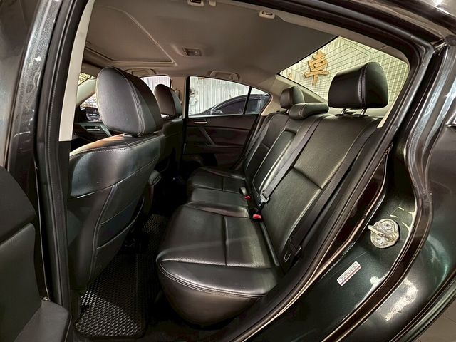 MAZDA馬自達 MAZDA 3  第13張相片