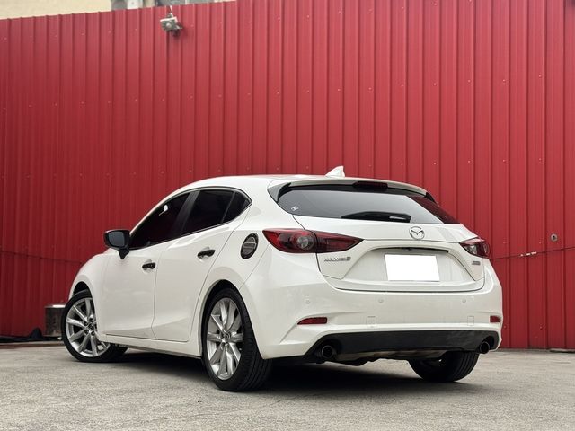 MAZDA馬自達 MAZDA 3  第2張相片