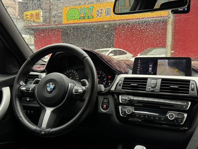 BMW寶馬 320I M SPORT  第4張相片