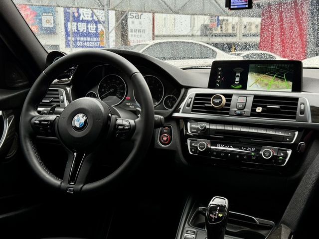 BMW寶馬 328I  第4張相片