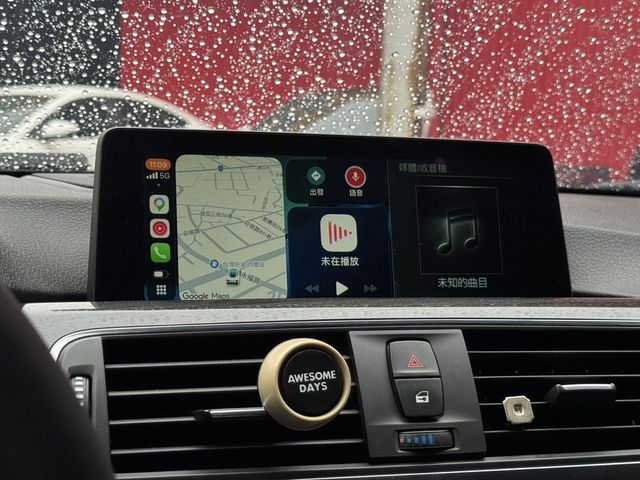 BMW寶馬 328I  第7張相片