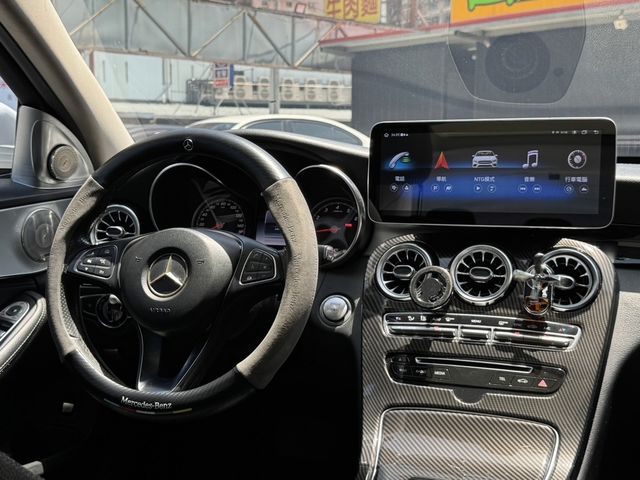 M-BENZ賓士 C300  第3張相片