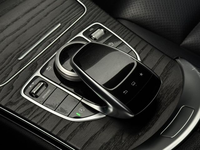 M-BENZ賓士 C300  第5張相片
