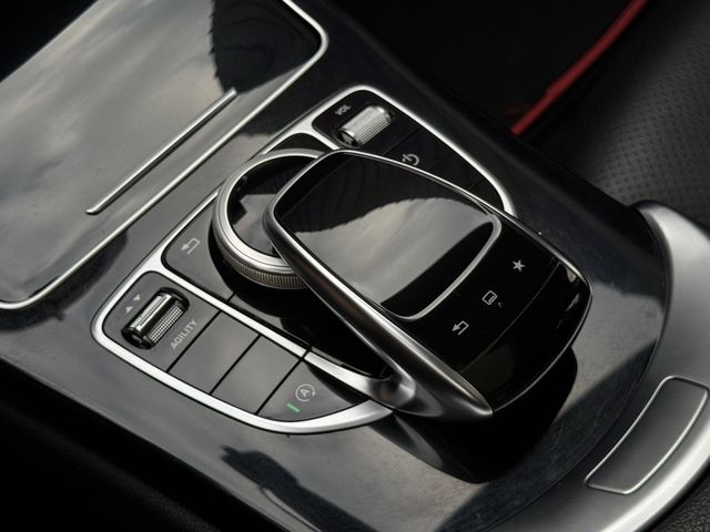 M-BENZ賓士 C300  第8張相片