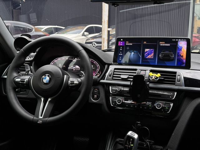BMW寶馬 318I  第3張相片