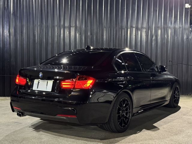 BMW寶馬 328I  第8張相片