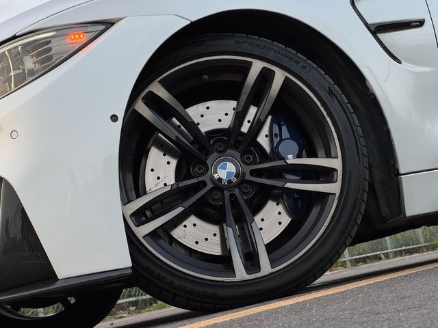 BMW寶馬 M4 COUPE  第3張相片