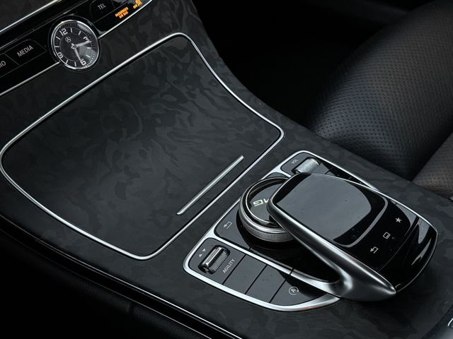 M-BENZ賓士 C300  第8張相片