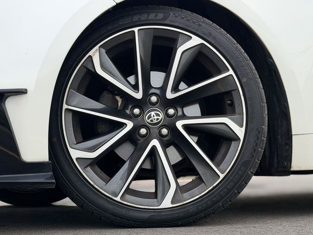 TOYOTA豐田 AURIS  第2張相片