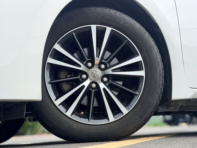 TOYOTA豐田 ALTIS  第6張相片