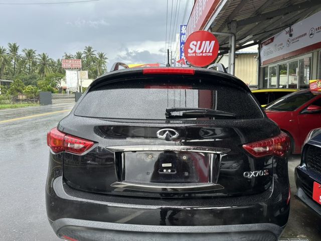 車輛配備:1.座椅通風加熱 2.TCS防滑 3.方向盤快撥 4.換檔撥片 5.定速系統  第3張相片