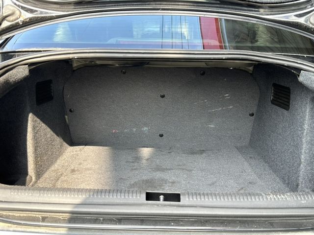 車輛配備:1.安卓主機 2.TCS防滑系統 3.車用備胎 4.大燈調節 5.車頂天窗  第6張相片