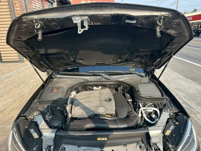 ★盲點★電動尾門★LED自動頭燈★質感內裝煥然一新★~有了全盛恩 何必買新車~  第16張相片