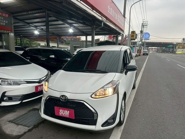 ★蜂鳴式倒車輔助★環景影像系統★防鎖死煞車★兒童安全鎖★還有更多喔.......  第1張相片