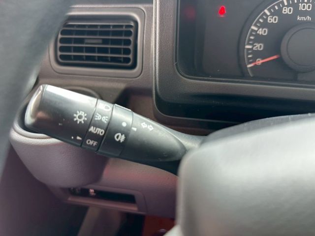 ★里程數僅跑3萬多★是你創業最需要的朋友  第6張相片