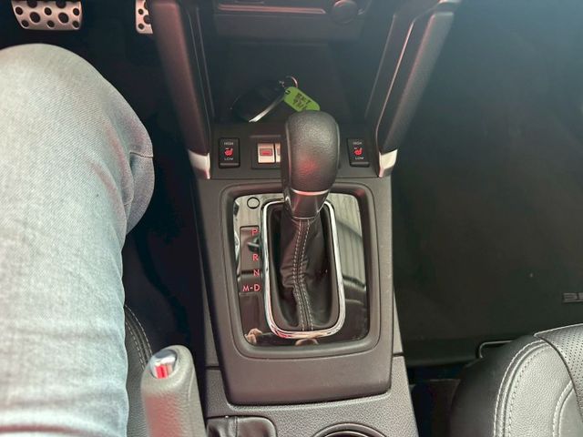 搭載渦輪增壓引擎的性能指標車型，具備 240 hp 最大馬力與 35.7 kgm 最大扭力,結合招牌的對稱式全時四輪驅動  第6張相片