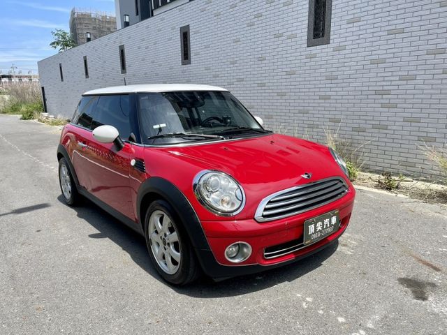 經典Mini  車內車外都漂亮  第7張相片
