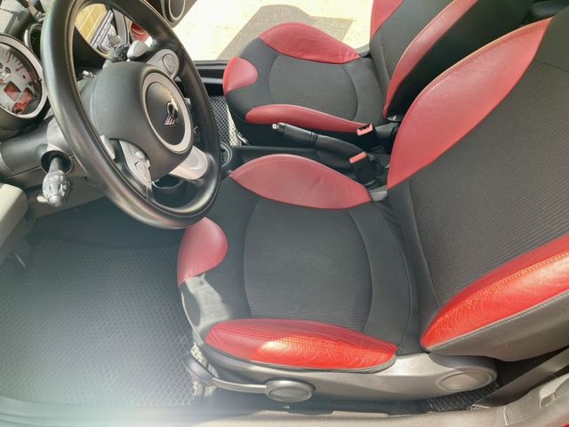 經典Mini  車內車外都漂亮  第13張相片