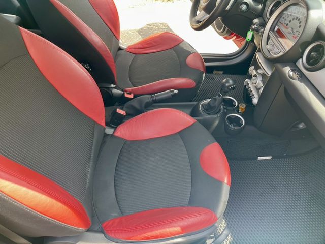 經典Mini  車內車外都漂亮  第15張相片