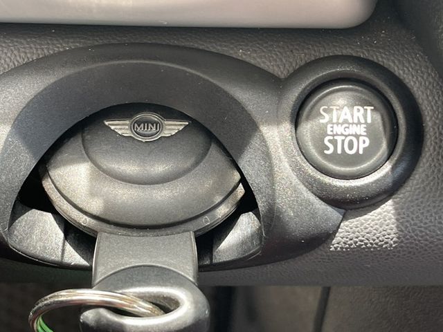 經典Mini  車內車外都漂亮  第20張相片