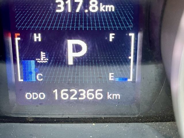 I-key、天窗、抬頭顯示、9顆安全氣囊  第15張相片