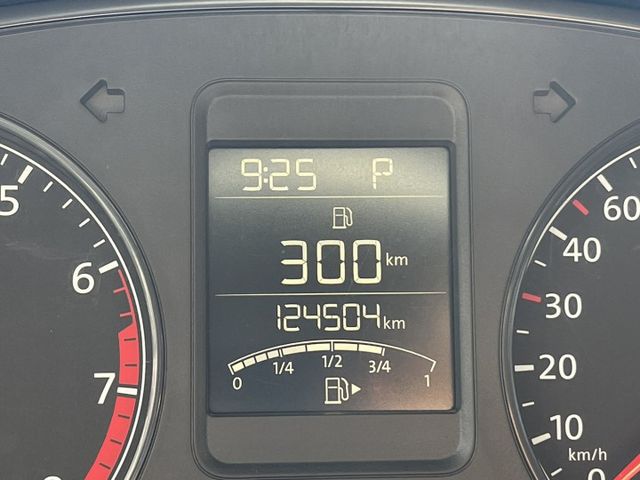 最安全的小車  操控性佳  第16張相片