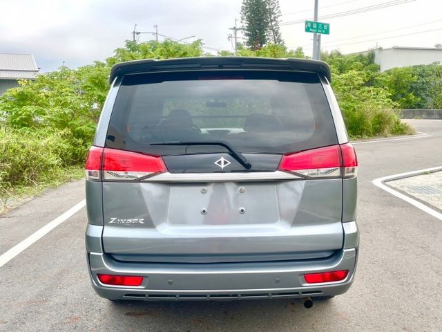 載人+載貨  超大空間  耐操好用  一車多用途  第5張相片