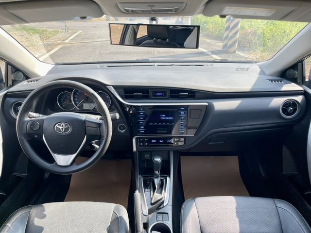 免鑰匙、摸門、定速、循跡防滑  第7張相片