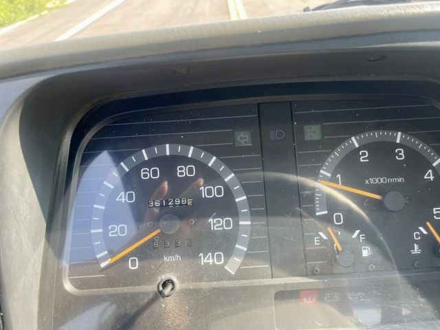 6輪貨車  耐操又好開  第11張相片