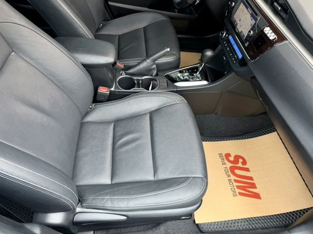 只跑8.6萬公里、里程保證、Keyless、恆溫空調、定速  第11張相片