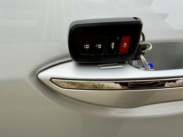 只跑8.6萬公里、里程保證、Keyless、恆溫空調、定速  第18張相片