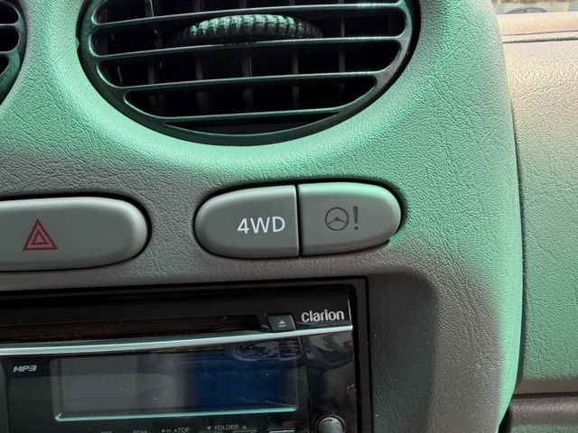 4WD 四輪傳動 好照顧又耐操 原鈑件 里程保證  第17張相片